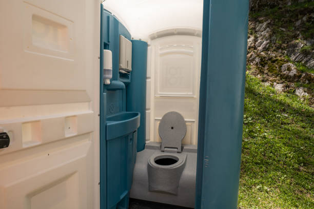 Portable bathroom rental in Plainview, MN